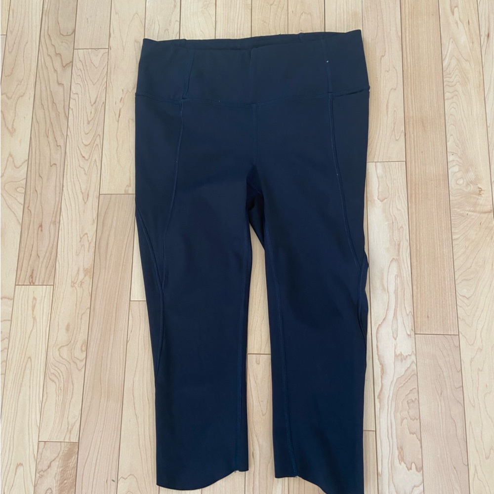 Athleta Capri Leggings, Never Worn without tags